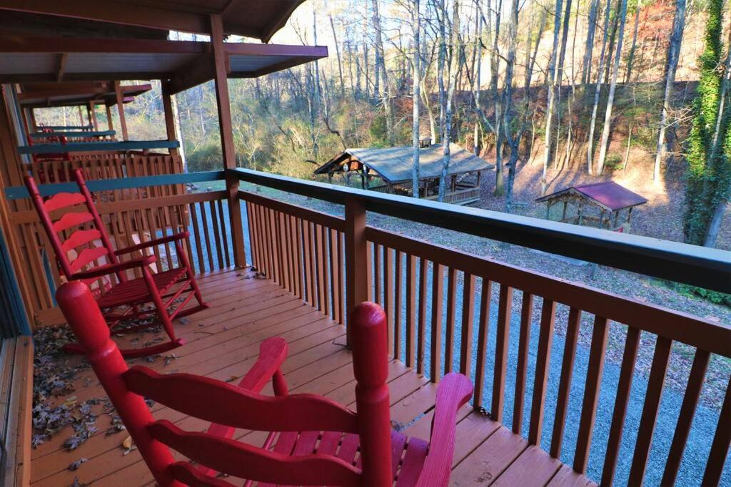 Holiday home Amazing Fireplace And Stream #11 *